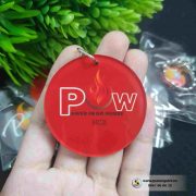 Móc khóa mica ép nhiệt, chất lượng cao, được thiết kế riêng theo yêu cầu của khách hàng. Dùng quảng cáo thương hiệu, làm quà tặng khách hàng, phù hợp cho các sự kiện và chương trình khuyến mãi.